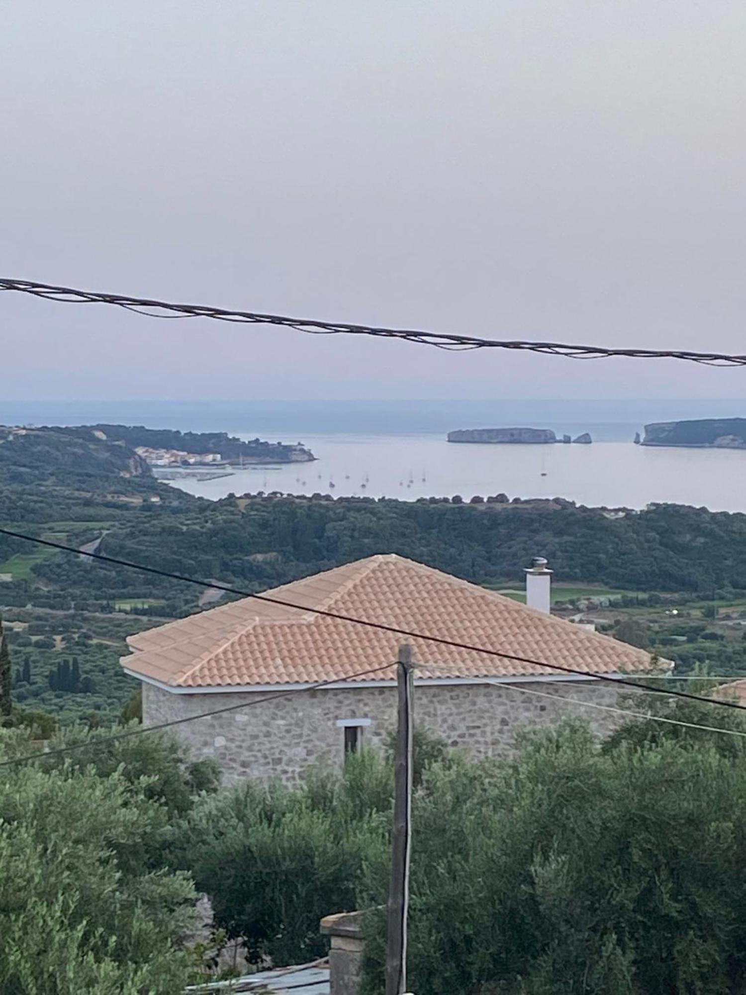 Golden Navarino'S Sunset Pylos Zewnętrze zdjęcie